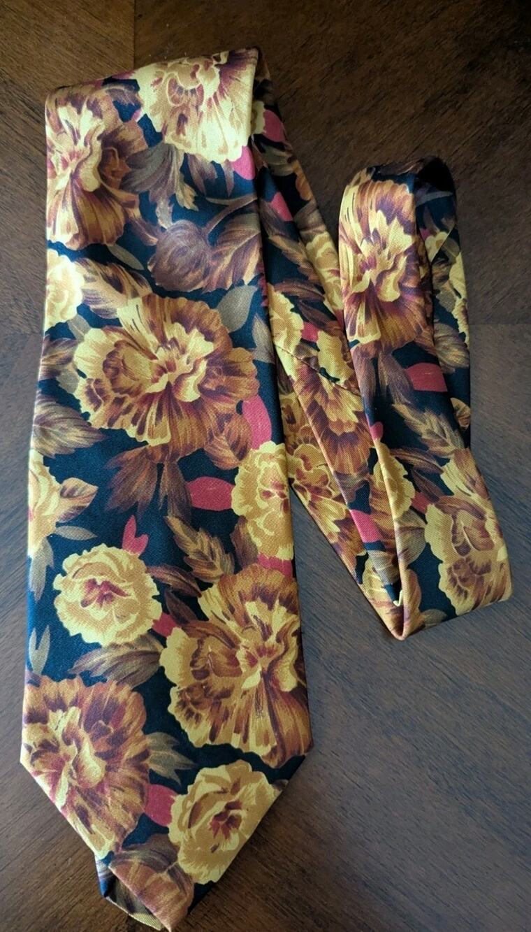 Vintage I GUELFI Italy Silk Tie Mens Fall Floral